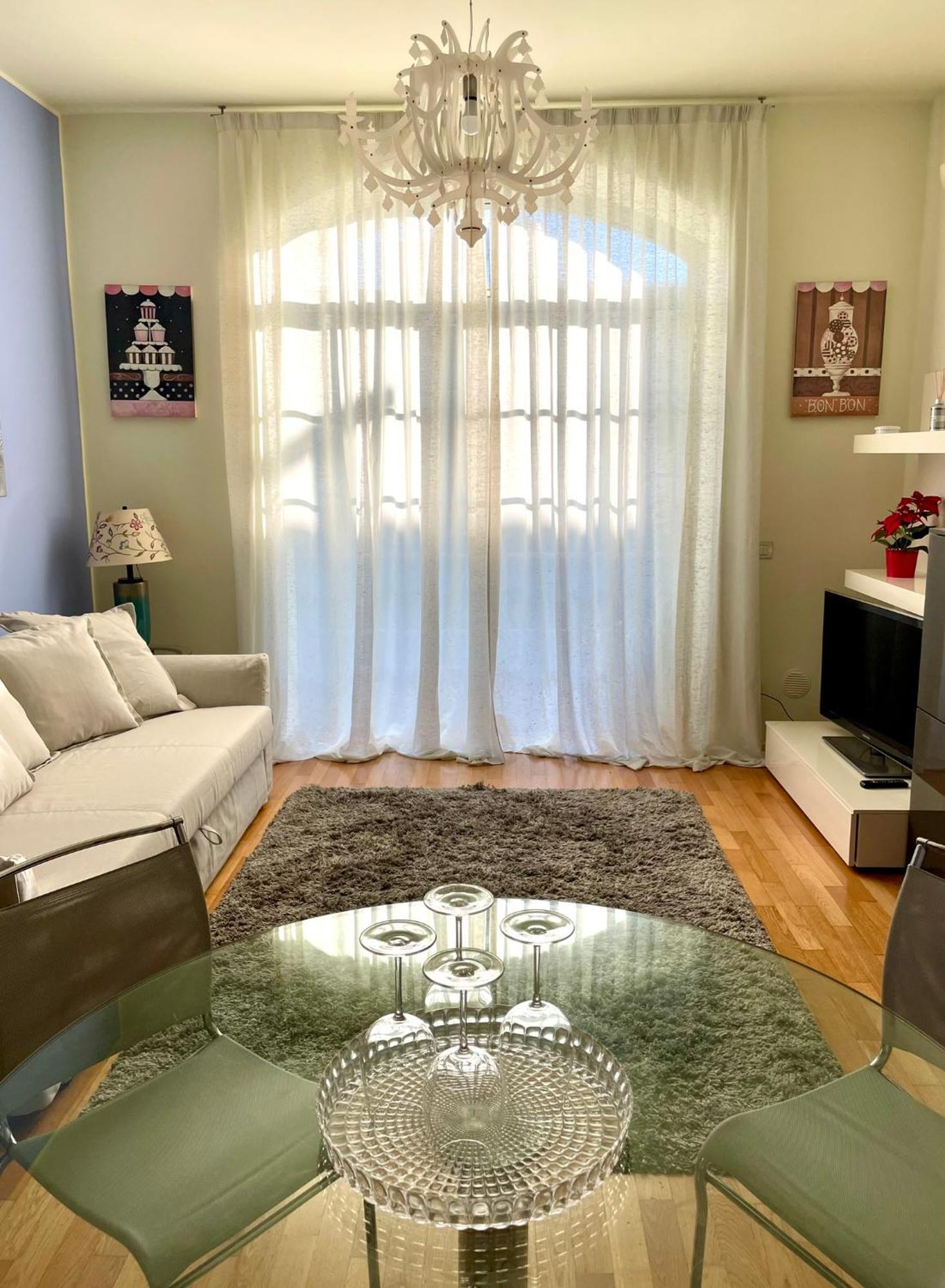 Luxury Four-Room Apartment In Monza Centro - 2 Min Walk To Train Station Eksteriør billede